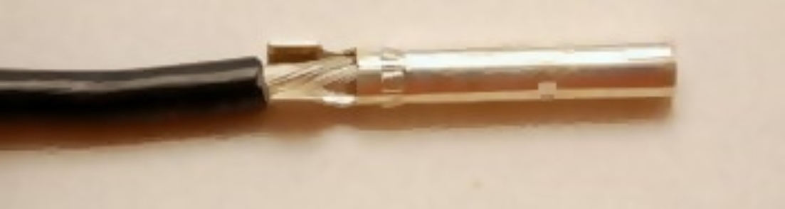 https://marinehowto.com/wp-content/uploads/2017/03/14-Installing-Solar-MC4-Terminals-350x232.jpg